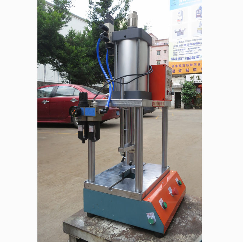  四柱氣動衝床CH102係列